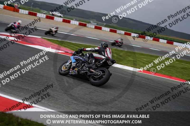 cadwell no limits trackday;cadwell park;cadwell park photographs;cadwell trackday photographs;enduro digital images;event digital images;eventdigitalimages;navarra;no limits trackdays;peter wileman photography;racing digital images;trackday digital images;trackday photos